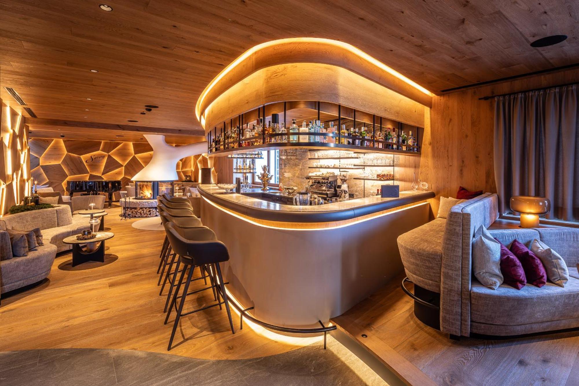 Savoy Dolomites Luxury & Spa Hotel เซลวาดีวัลการ์เดนา ภายนอก รูปภาพ