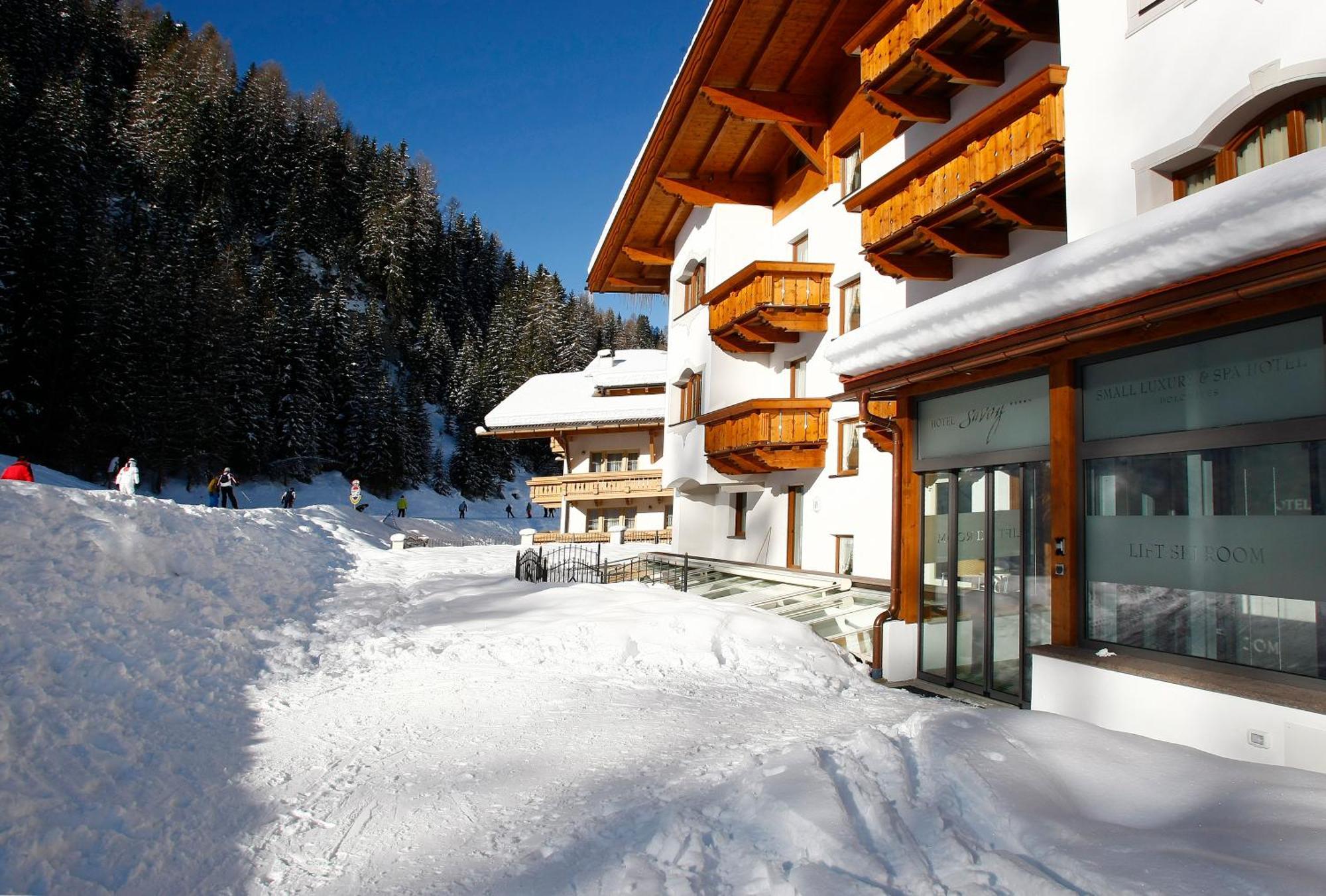 Savoy Dolomites Luxury & Spa Hotel เซลวาดีวัลการ์เดนา ภายนอก รูปภาพ